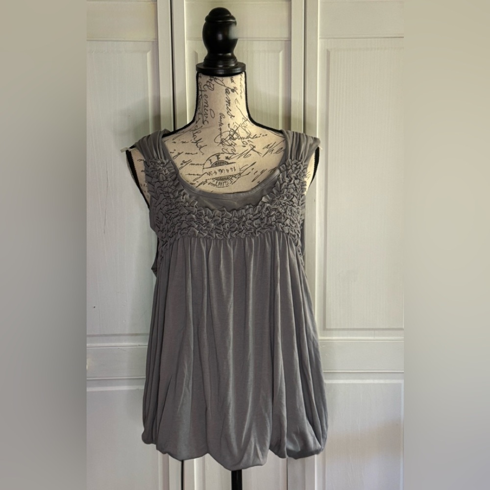 Canyon River Blues Gray Tank Top with Floral Detailing